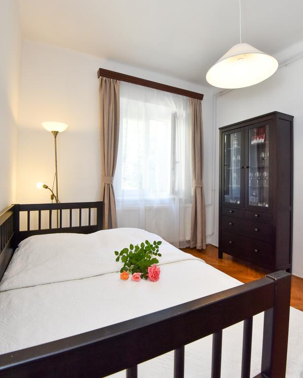 Grape&Wine Guesthouse Eger Eksteriør billede